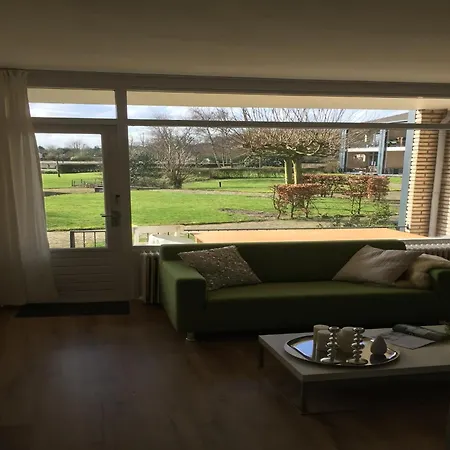 Modern In Near The Sea Apartment *