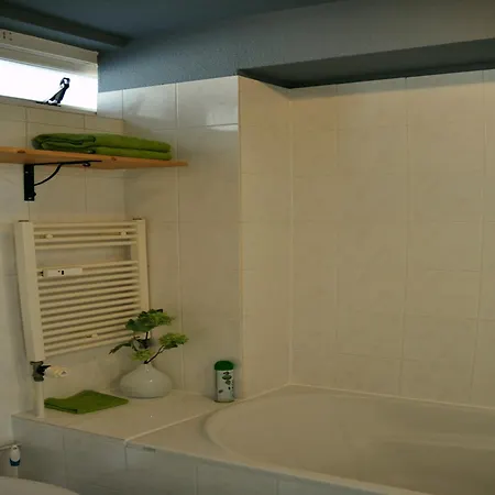 דירה Modern In Near The Sea