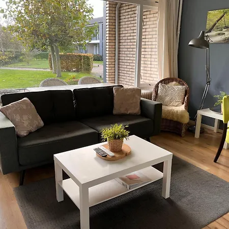 Modern In Near The Sea Apartment *